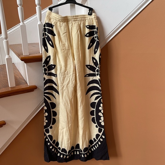 Farm Rio NWT fun S, or S petite wide leg lined pants, pockets, beaded tassels - Picture 14 of 16